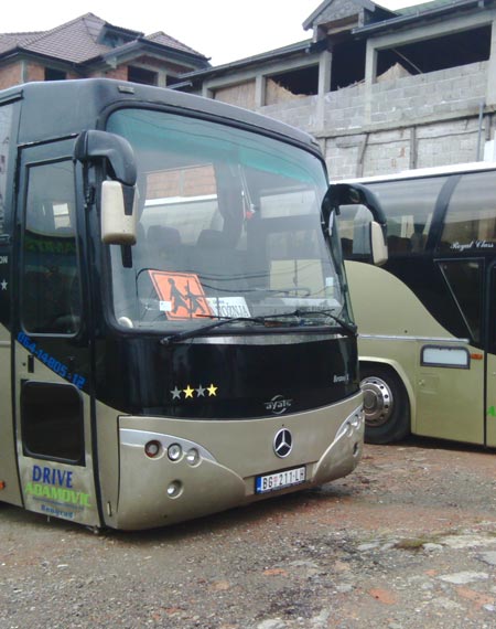 Iznajmljivanje autobusa Adamović Drive Beograd